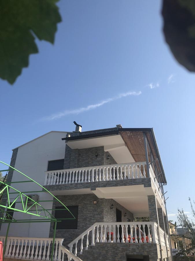 Guest House Xhuljon Berat Zewnętrze zdjęcie